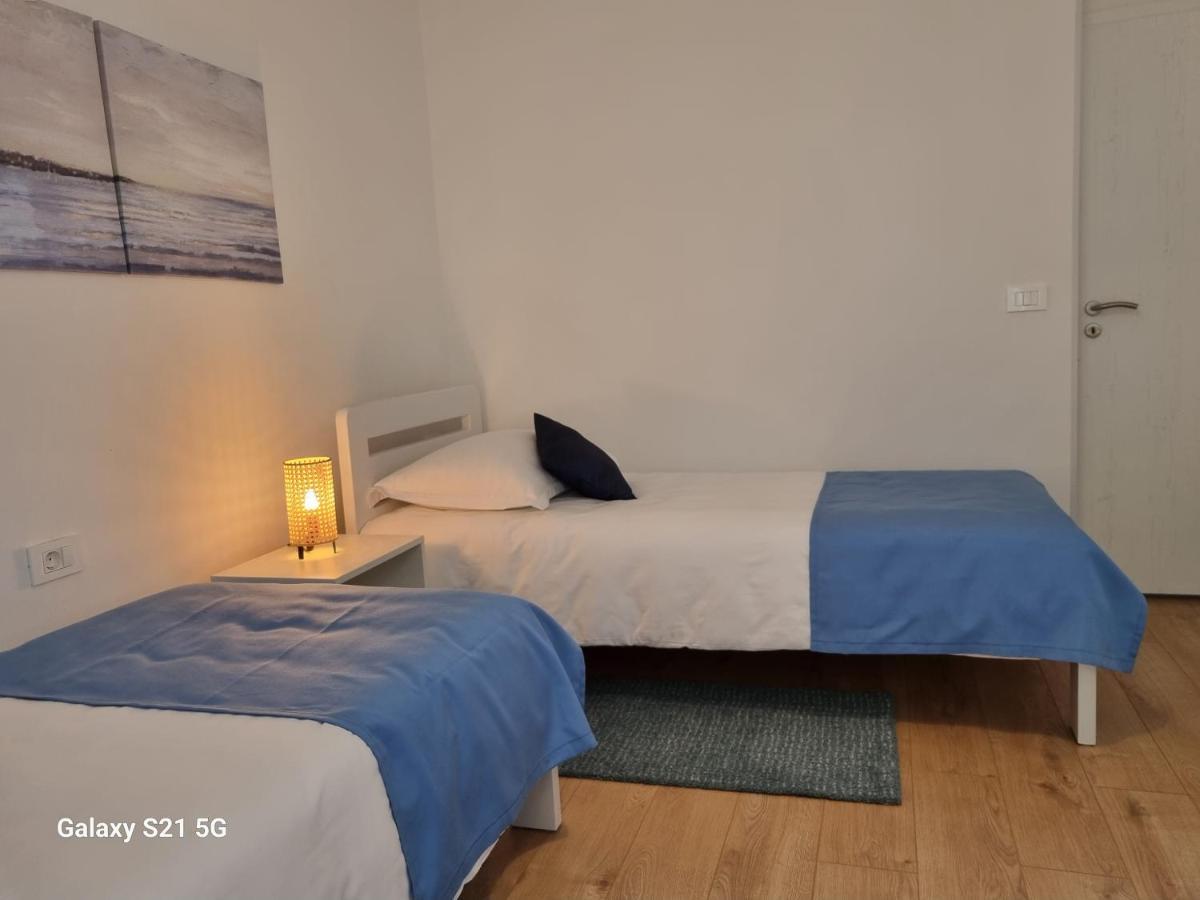 Apartment Rivarela Blu - Newly Renovated And Top Location Near Sea Novigrad  Екстер'єр фото